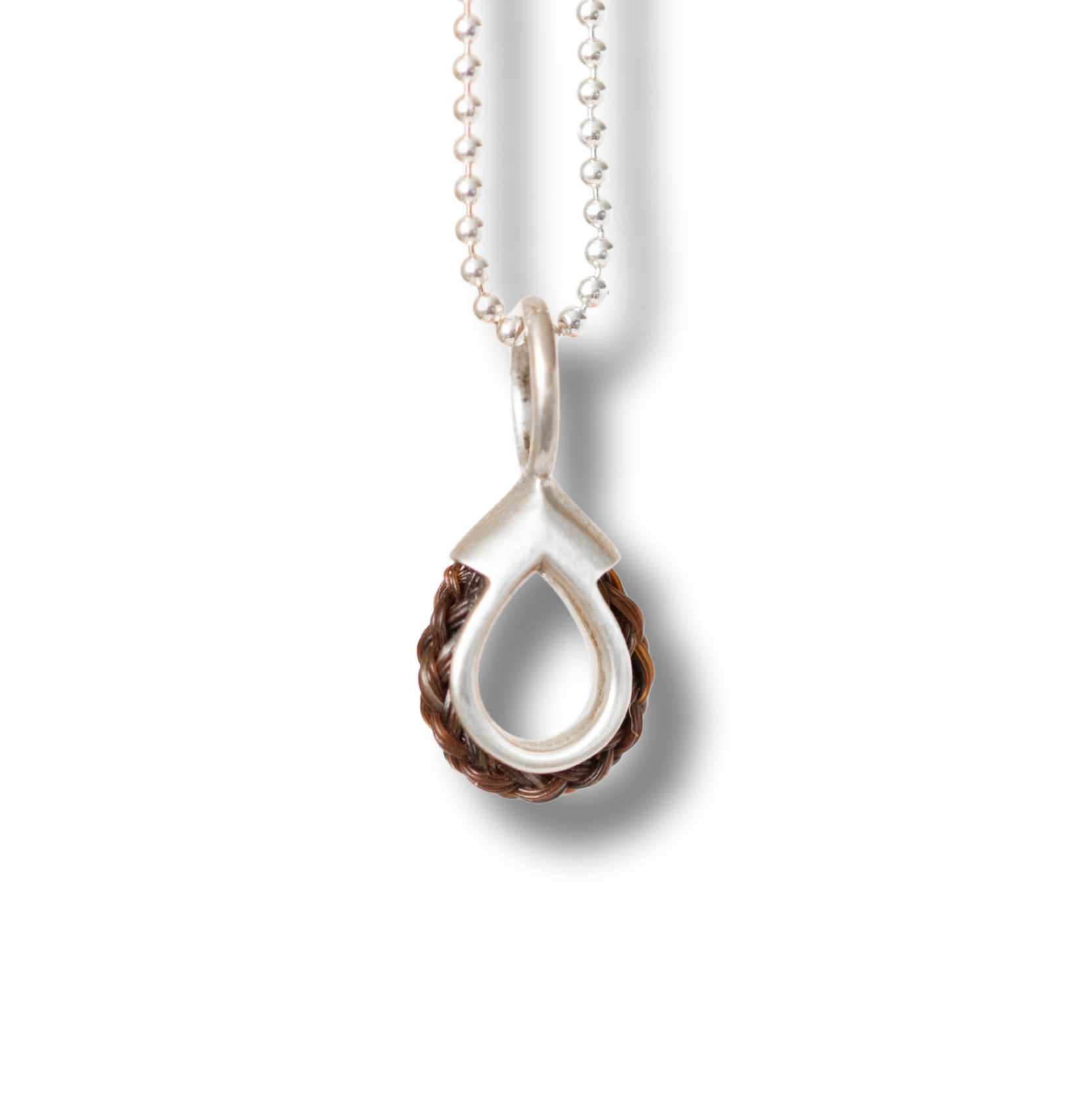 Unten im herz kann ein zirkonia eingefasst werden. pro stein ber